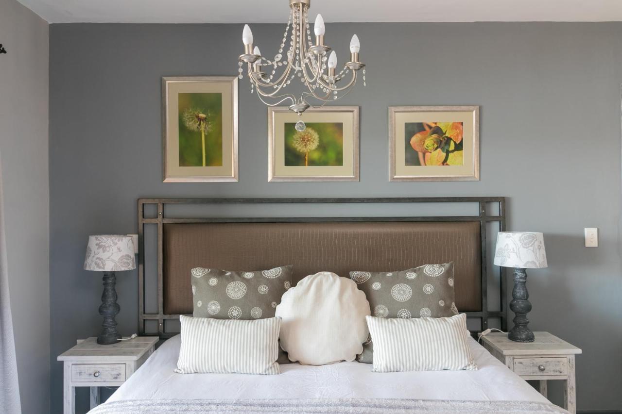 Overmeer Guest House Книсна Екстериор снимка